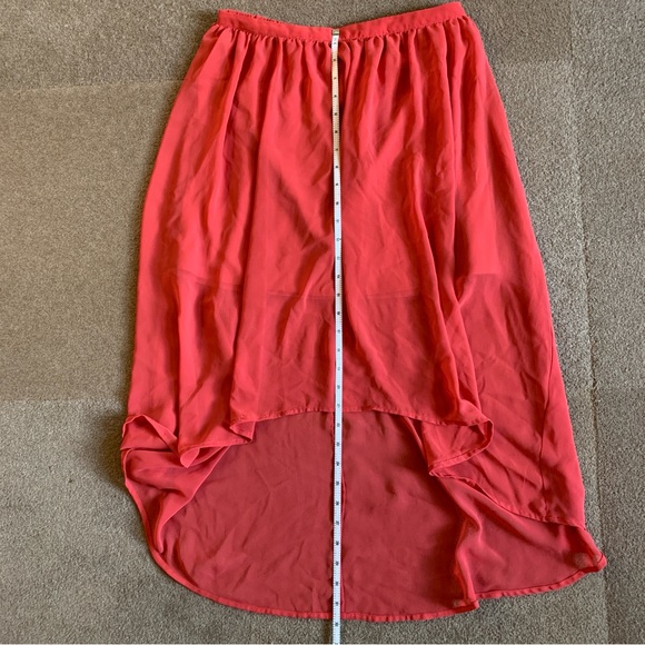 LC Floaty High-Low Skirt - Picture 5 of 10